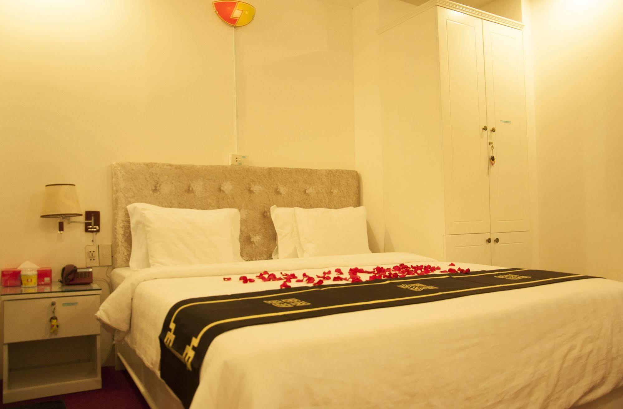 A25 Hotel - 274 De Tham Bandar Ho Chi Minh Luaran gambar